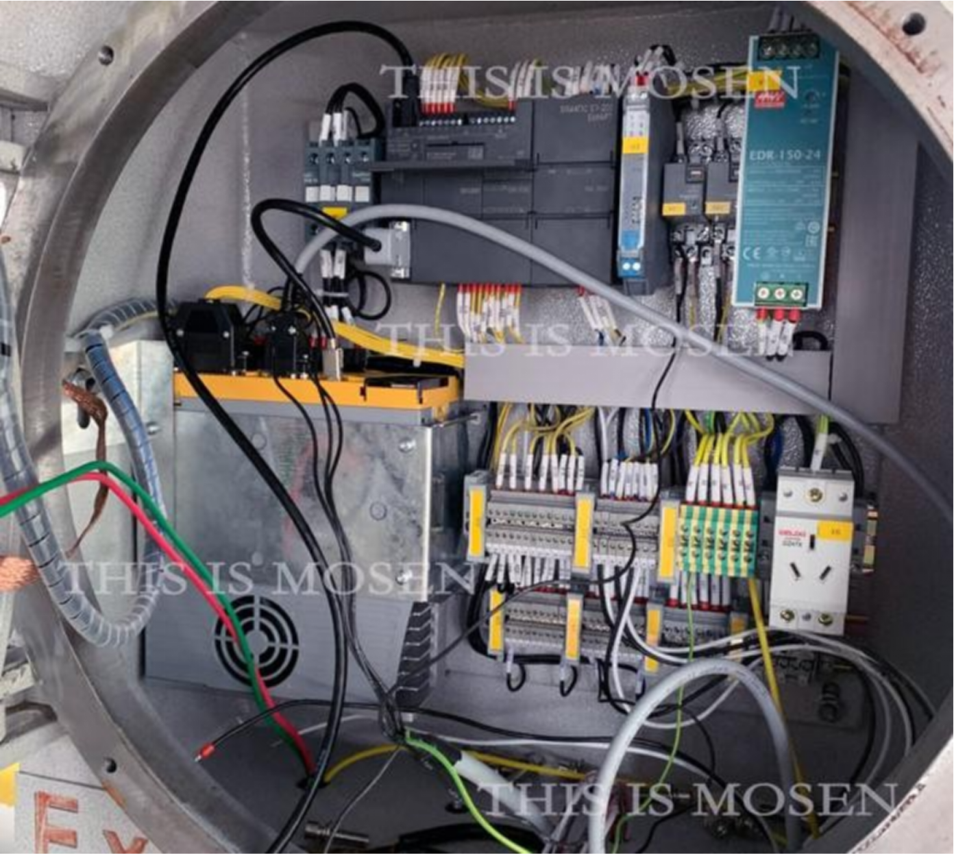 防爆伺服電機(jī)在樹(shù)脂加工改造設(shè)備上方案